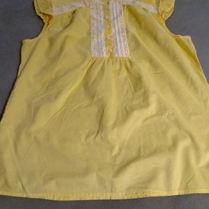 Old Navy embroiderd yellow blouse